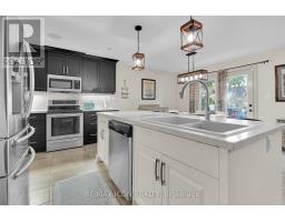 17 TANAGER PLACE - 17