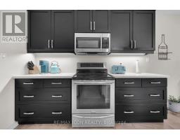 17 TANAGER PLACE - 18