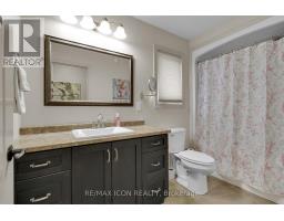 17 TANAGER PLACE - 25