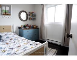 27 ANNE STREET E - 13