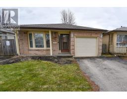 115 SPEIGHT CRESCENT - 2
