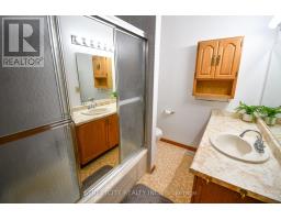 115 SPEIGHT CRESCENT - 22