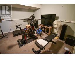 115 SPEIGHT CRESCENT - 30