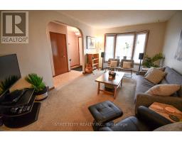 115 SPEIGHT CRESCENT - 4
