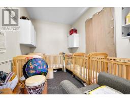 318 PICCADILLY STREET - 19