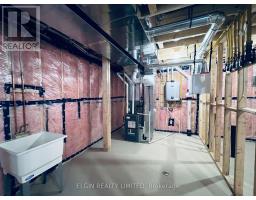 35 DUNNING WAY - 40