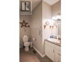 35 WILLIS AVENUE - 12