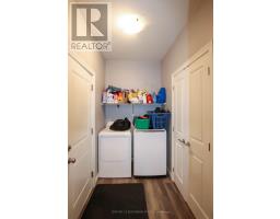 35 WILLIS AVENUE - 14