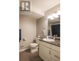 35 WILLIS AVENUE - 28