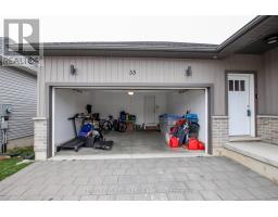 35 WILLIS AVENUE - 9