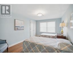 129 WYCHWOOD PLACE - 21