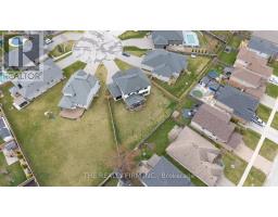 17 OSCAR DAVIS COURT - 44