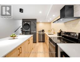 3 UPCOTT CRESCENT - 24
