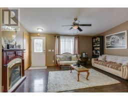 35 - 33 PITT STREET - 6