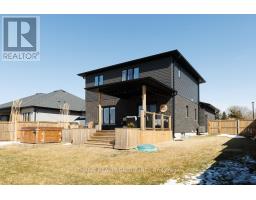 51 TANYA DRIVE - 44