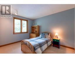 50 LONGVIEW COURT - 26