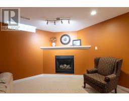 50 LONGVIEW COURT - 33