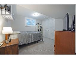 25 FEATHERS CROSSING - 28