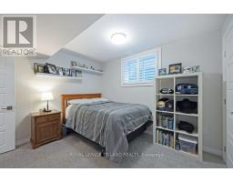25 FEATHERS CROSSING - 29