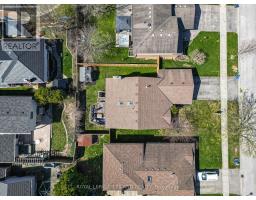 108 MIDALE CRESCENT - 35