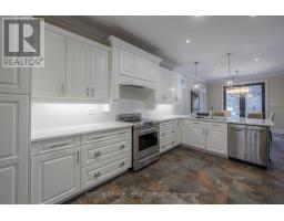 17 - 145 BASELINE ROAD E - 12
