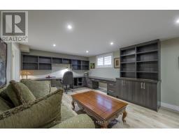 17 - 145 BASELINE ROAD E - 26