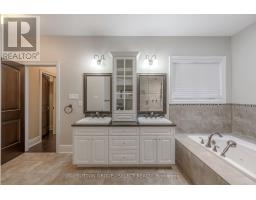 17 - 145 BASELINE ROAD E - 29