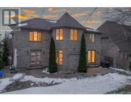 17 - 145 BASELINE ROAD E - 36