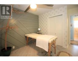 2294 GORE STREET - 13