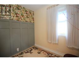 2294 GORE STREET - 18