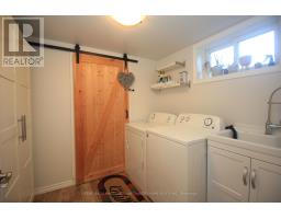 2294 GORE STREET - 25