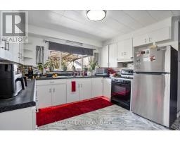 422 CHESTER STREET - 32