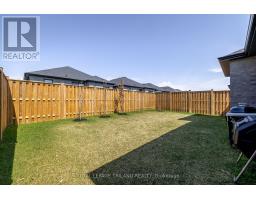 68 - 383 DAVENTRY WAY - 28