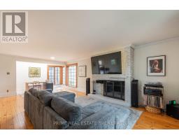 1499 WESTDEL BOURNE ROAD - 17