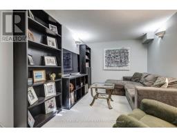 14 PONSFORD PLACE - 19