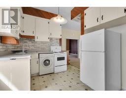 69 BRISCOE STREET E - 15