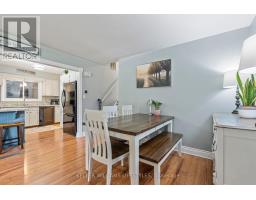 102 WELLESLEY CRESCENT - 11