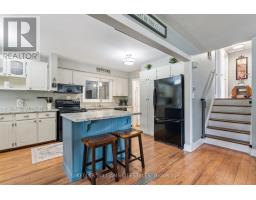 102 WELLESLEY CRESCENT - 13