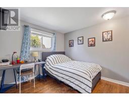 102 WELLESLEY CRESCENT - 21