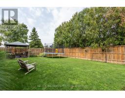 102 WELLESLEY CRESCENT - 39