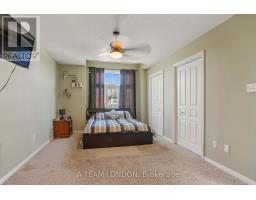 386 CHAMPLAIN AVENUE - 12