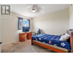 386 CHAMPLAIN AVENUE - 15