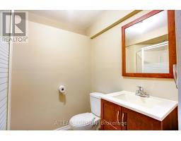 386 CHAMPLAIN AVENUE - 20