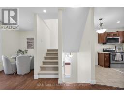 18 BELGRAVE AVENUE - 23