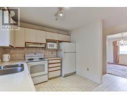 46 BONAPARTE LANE - 12