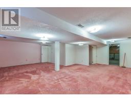 46 BONAPARTE LANE - 22