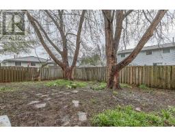 46 BONAPARTE LANE - 25