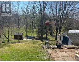 8 WOODLAND ROAD - 22