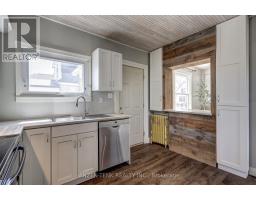 17 OAK STREET - 11