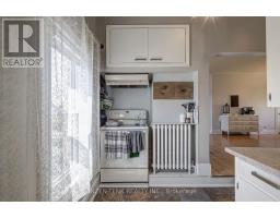 17 OAK STREET - 31